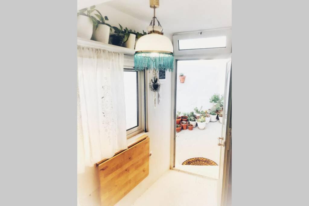 Little Cactus Villa Serifos Town ภายนอก รูปภาพ